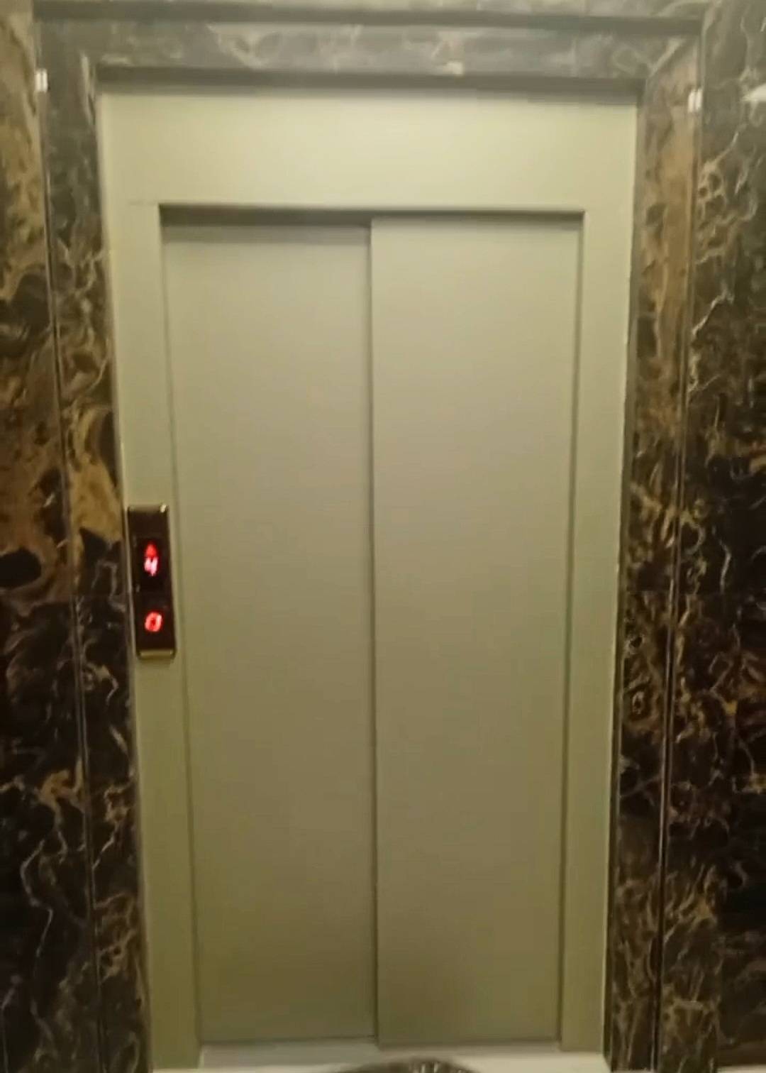 مشاهده شرکت عقاب آسانبر افلاک در خرم آباد در سامانه بهبود مشاغل