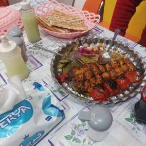 مشاهده کافه فست فود فودلند در فاضل آباد در سامانه بهبود مشاغل