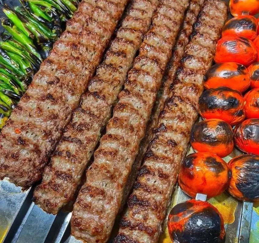 مشاهده آگهی کبابی خانه کباب فرحزاد در کرمان در سامانه بهبود مشاغل
