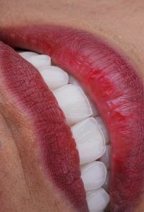 مشاهده مطب تخصصی دندانپزشکی دکتر زینب طالعی در بندرعباس در سامانه بهبود مشاغل
