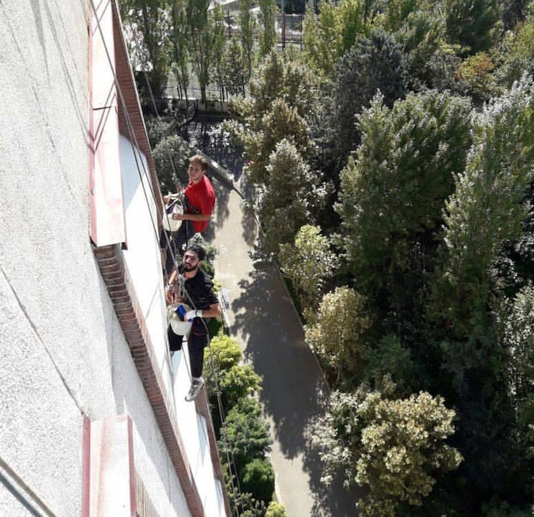مشاهده خدمات نماشویی ساختمان نورزاده در فرمانیه تهران در سامانه بهبود مشاغل