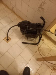 مشاهده لوله بازکنی و فنرزنی شبانه روزی افرا در اندیشه در سامانه بهبود مشاغل