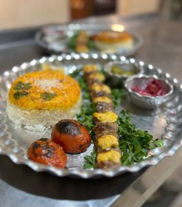 مشاهده رستوران اعیانی در قم در سامانه بهبود مشاغل