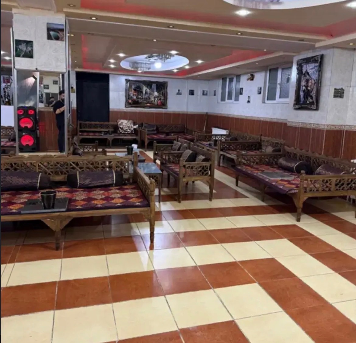مشاهده کافه شهرک در تبریز در سامانه بهبود مشاغل