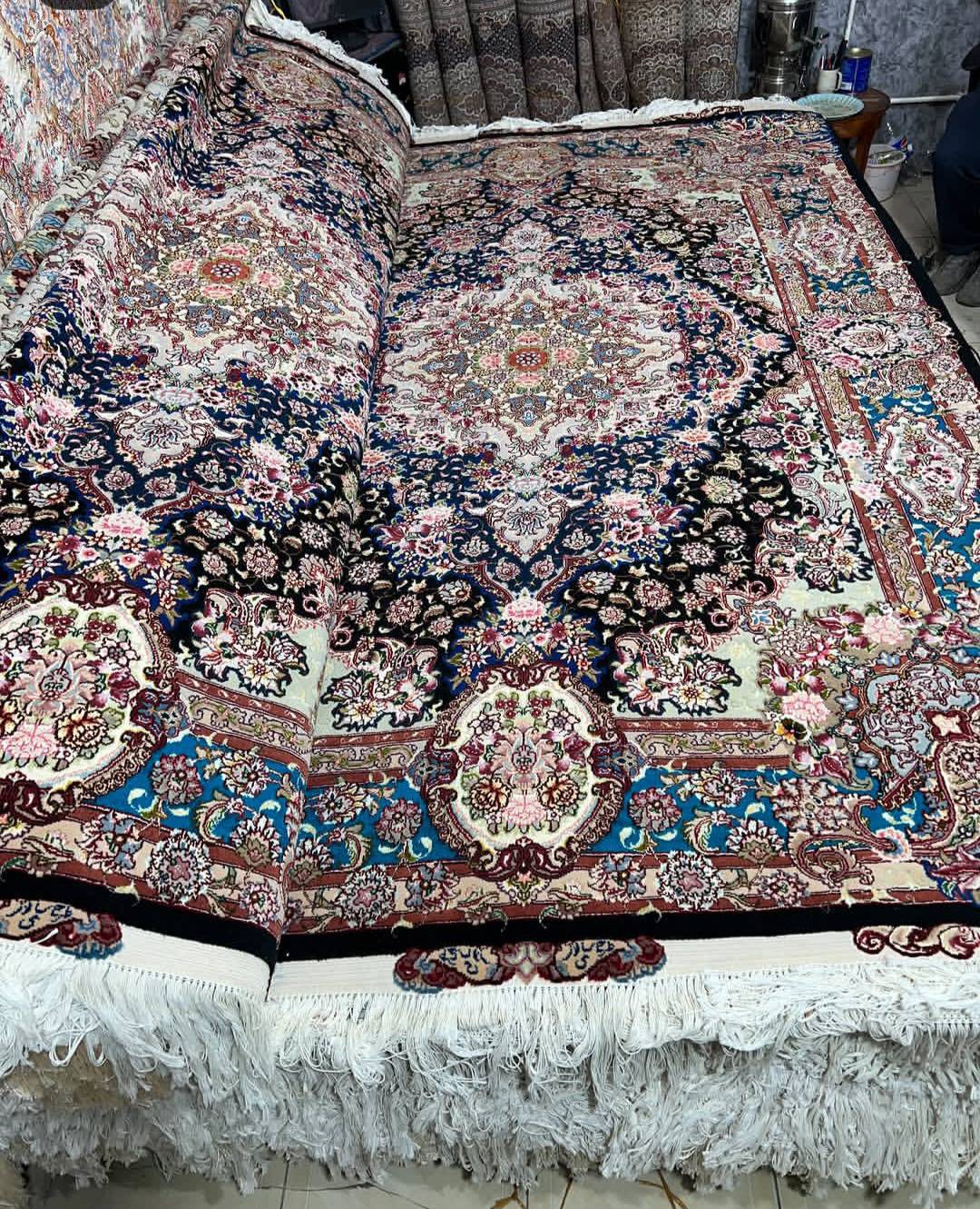 مشاهده آگهی فروشگاه فرش دستبافت نورا قاسمی در خوی در سامانه بهبود مشاغل