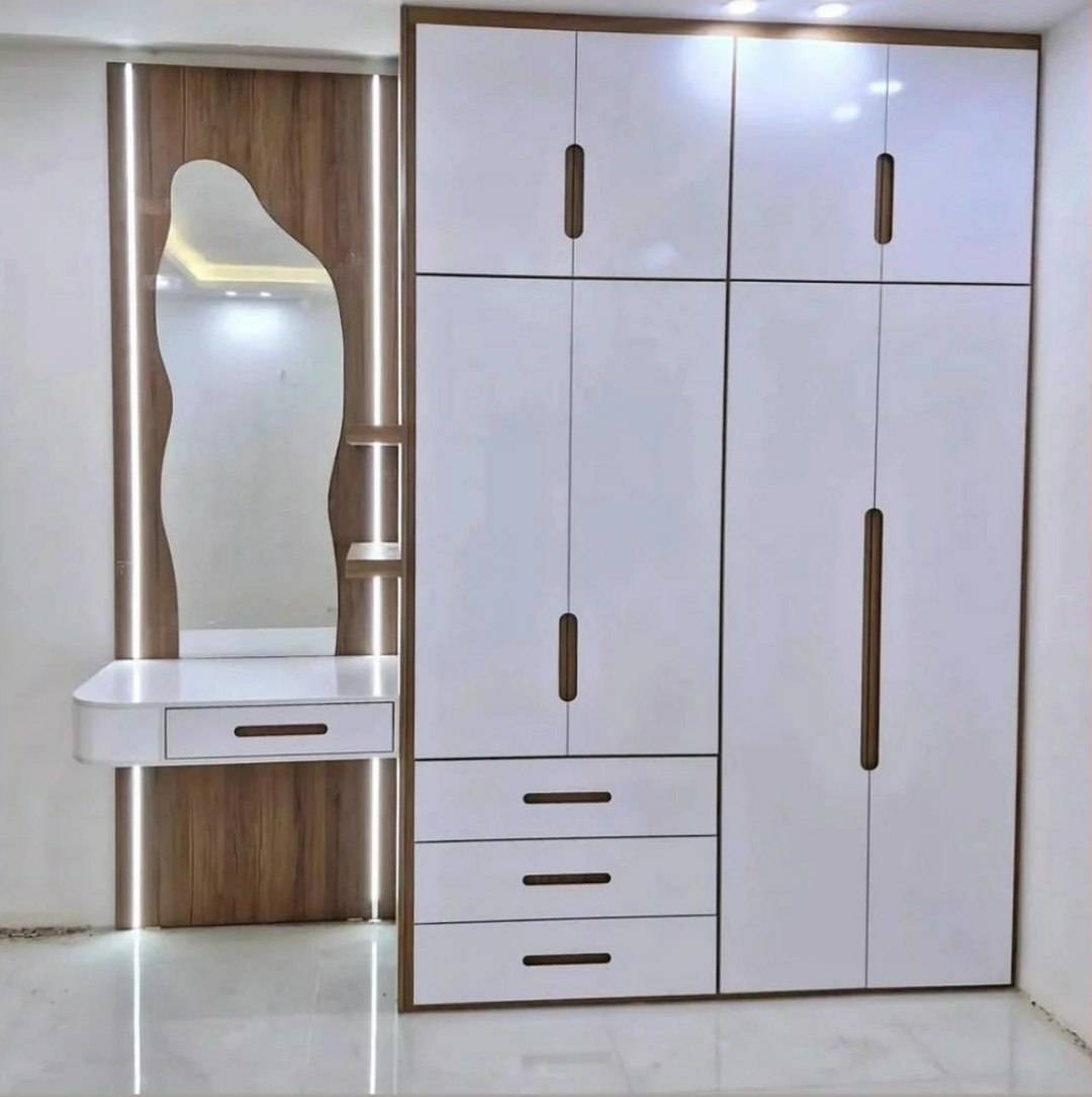 مشاهده آگهی فروشگاه تجهیزات کابینت و دکوراسیون کارو در سنندج در سامانه بهبود مشاغل