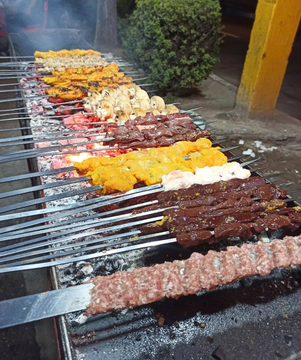 مشاهده جگرکی حاج ممی در چیتگر تهران در سامانه بهبود مشاغل