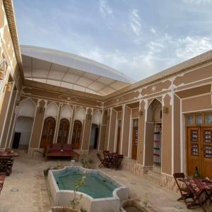 مشاهده اقامتگاه بومگردی عمارت کیوان در یزد در سامانه بهبود مشاغل
