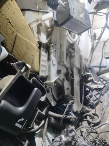 مشاهده تعمیر باطری خودرو هیبرید کلهر در تهران در سامانه بهبود مشاغل