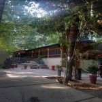 باغ رستوران قصر چوبی در شیراز