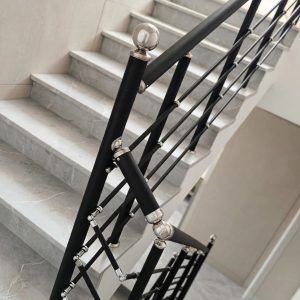 خدمات نصب نرده رضایی در نکا