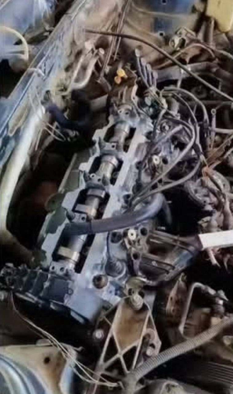 مشاهده مکانیکی خودرو برادران آذرمهر در آشخانه در سامانه بهبود مشاغل