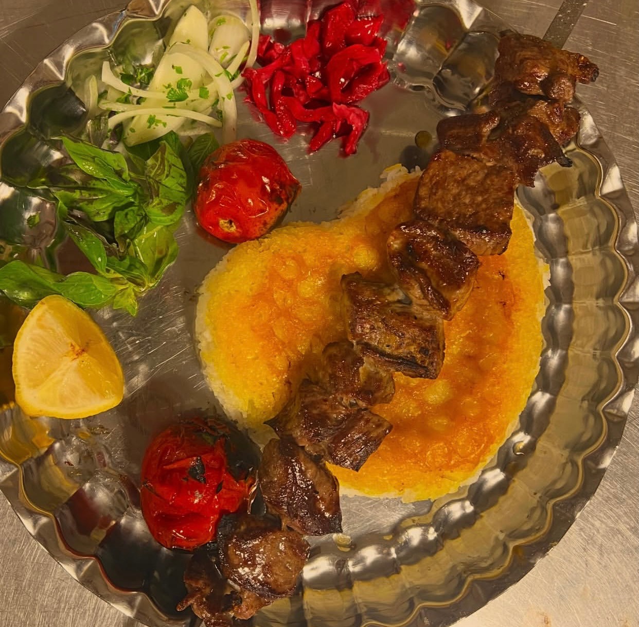 مشاهده کته کبابی سیخ و عشق در تمیشان ایزدشهر در سامانه بهبود مشاغل