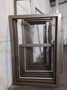 مشاهده رنگ آمیزی پنجره دوجداره upvc پیشرو رنگ در سهرابیه کرج در سامانه بهبود مشاغل