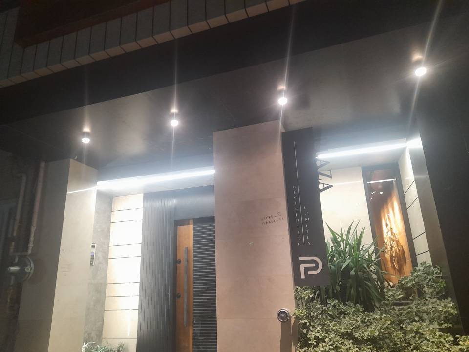 مشاهده برقکاری ساختمان صافی زاده در کرمان در سامانه بهبود مشاغل