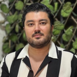 مشاهده مطب زیبایی دکتر دینی در زعفرانیه تهران در سامانه بهبود مشاغل