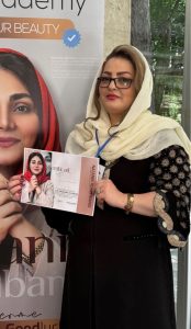 مشاهده آموزش و خدمات تخصصی آرایش دائم ماندانا نقدی در بندر انزلی در سامانه بهبود مشاغل