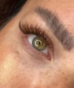 مشاهده آکادمی اکستنشن مژه بتی بیوتی در پیروزی تهران در سامانه بهبود مشاغل