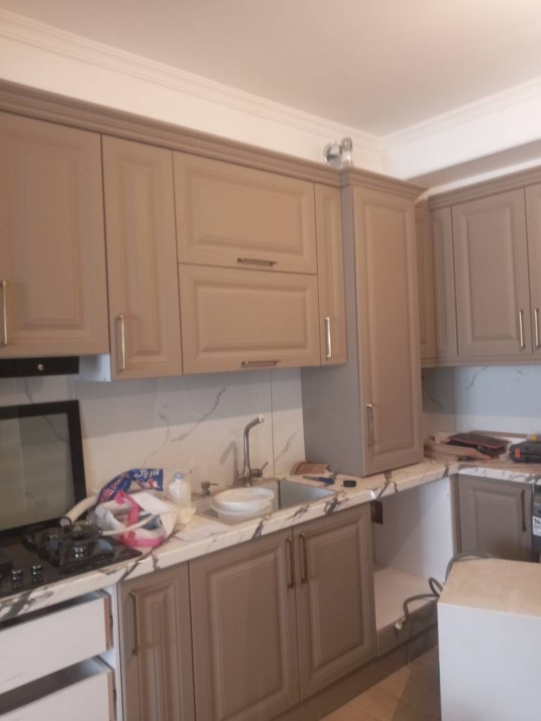 مشاهده طراحی و اجرای کابینت حسن زاده در تبریز در سامانه بهبود مشاغل