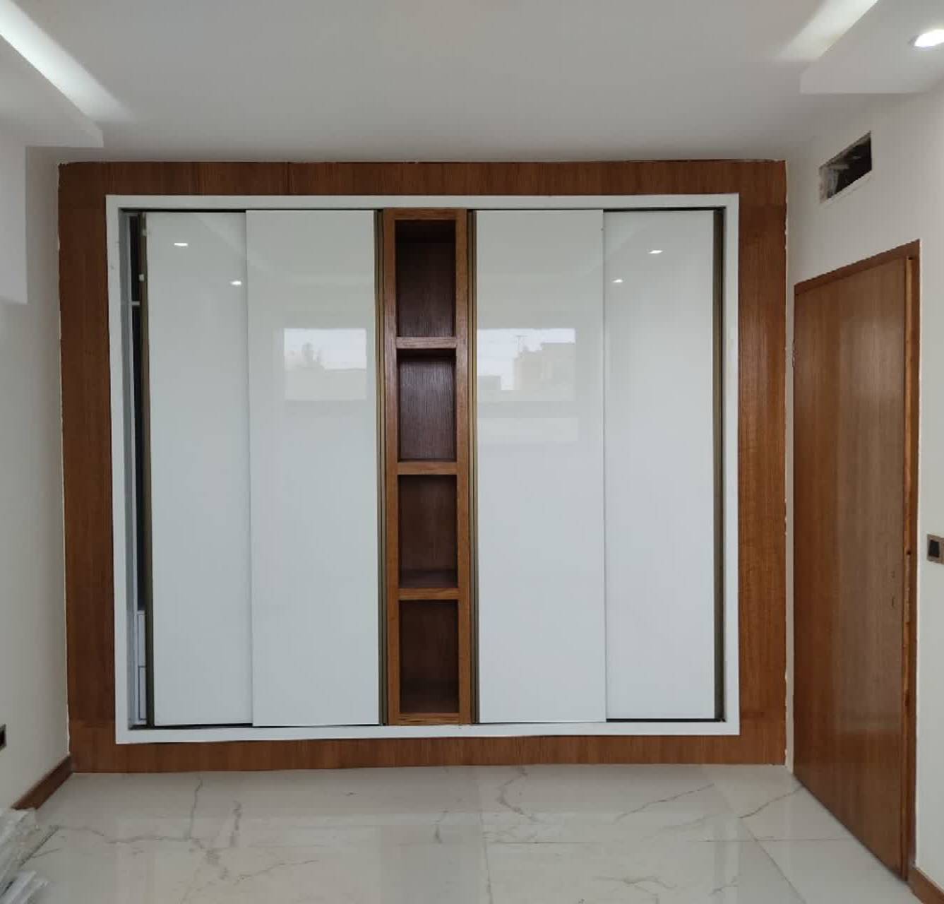 مشاهده طراحی و اجرای کابینت مهربان در خمینی شهر در سامانه بهبود مشاغل