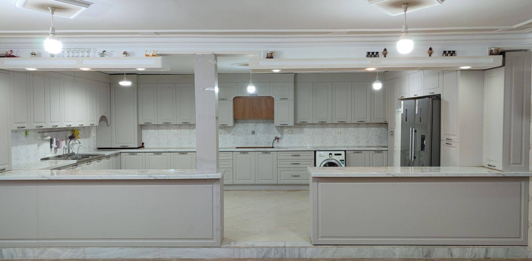 مشاهده طراحی و اجرای کابینت سورن در نهاوند در سامانه بهبود مشاغل