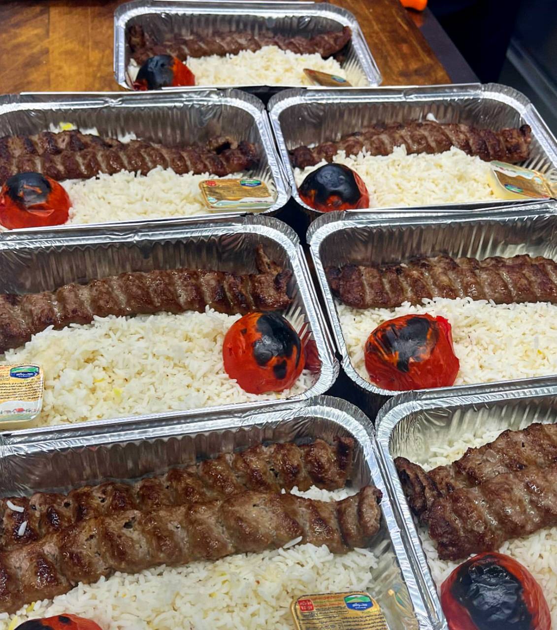 مشاهده تهیه غذا بیرون بر محترم بانو در جماران رشت در سامانه بهبود مشاغل